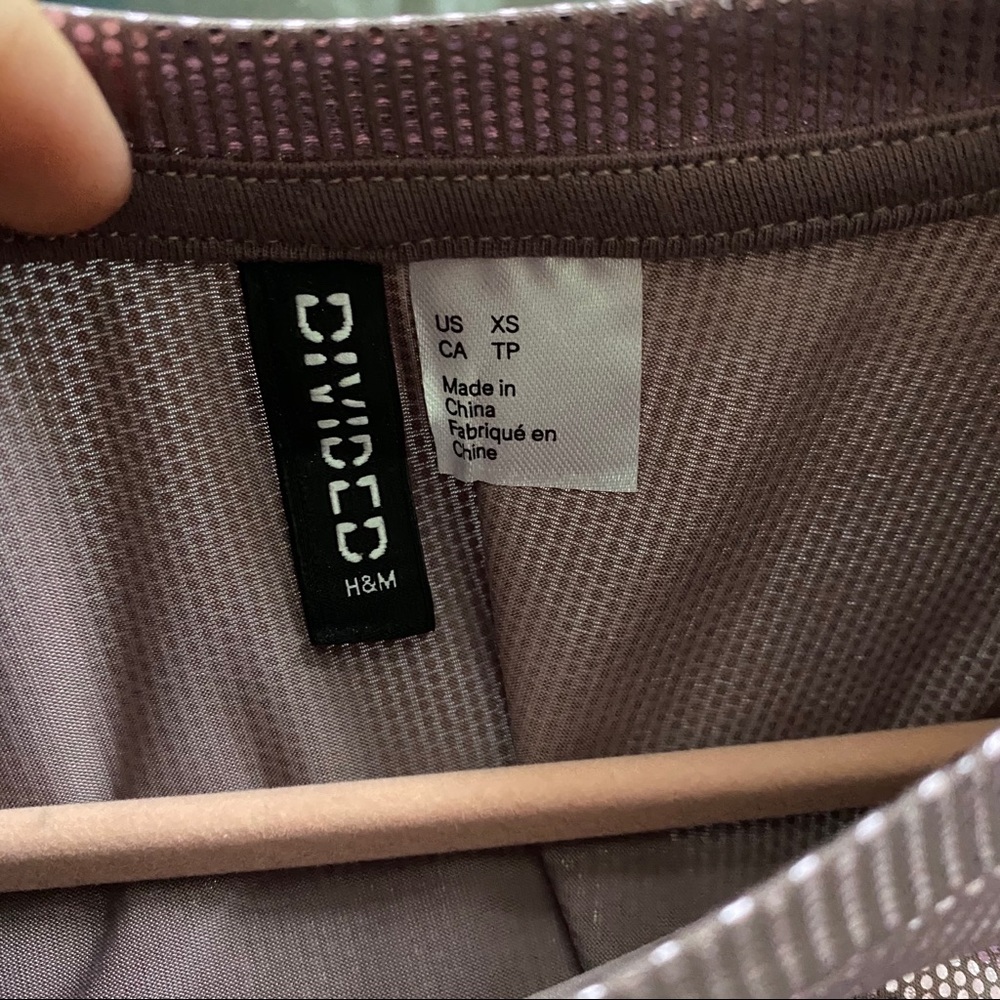 H&M Divided Purple Metallic Short-Sleeved Top - Picture 3 of 3